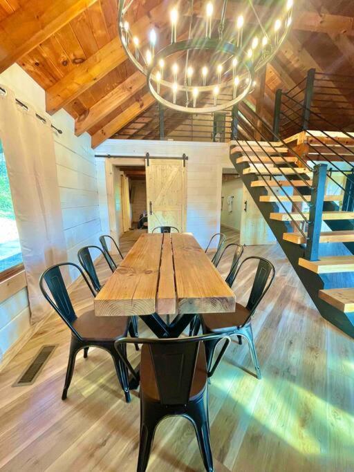 Modern Lake Side Nest• Hotub Fenced Yard King Beds Сев'єрвілл Екстер'єр фото