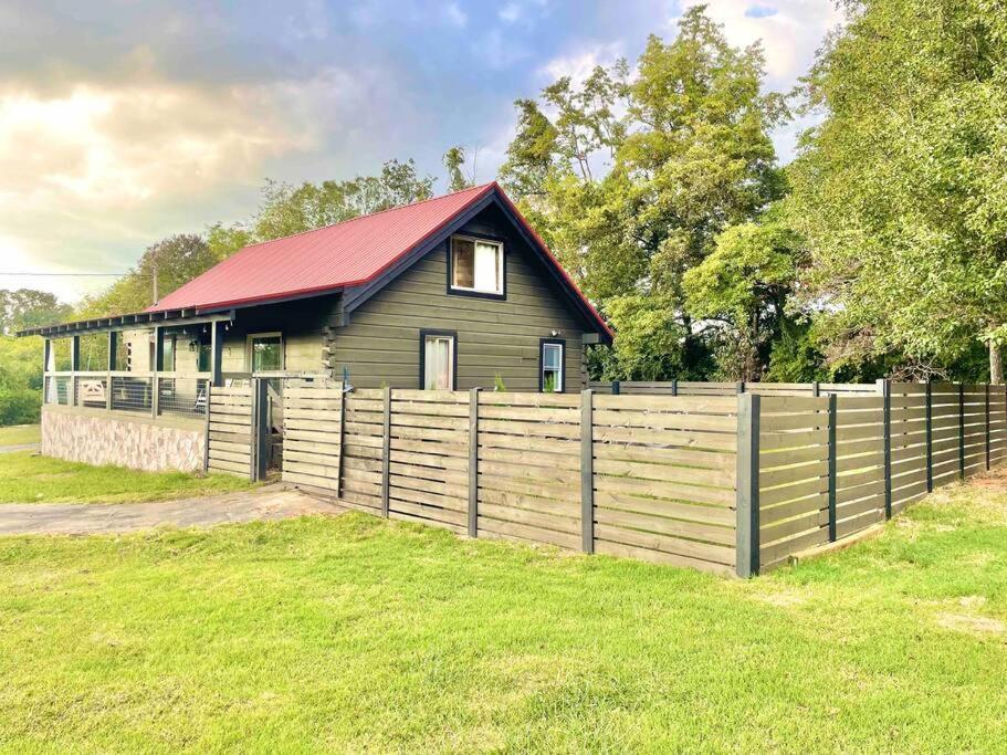 Modern Lake Side Nest• Hotub Fenced Yard King Beds Сев'єрвілл Екстер'єр фото